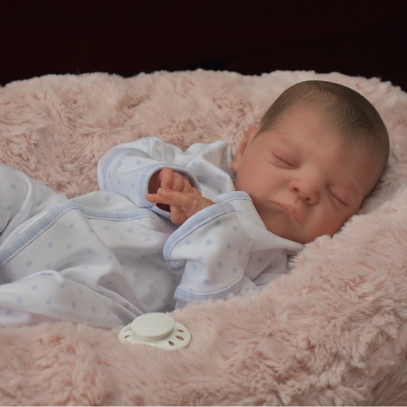 Meet your Posher, Jennifer - Picture 13 of 16